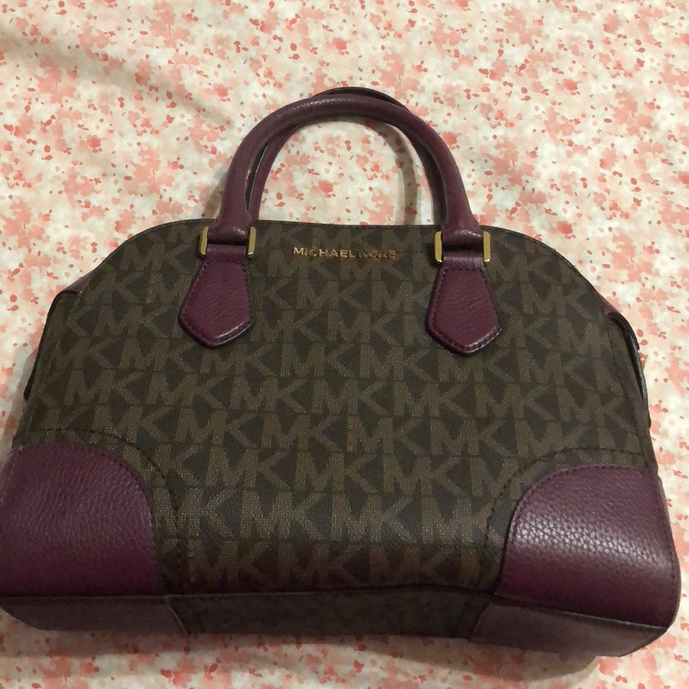 Micheal Kors satchel